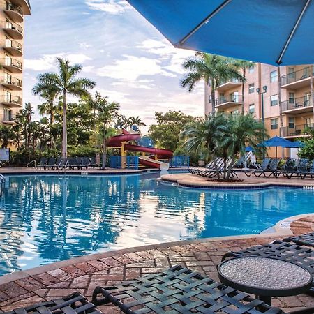 Club Wyndham Palm-Aire Hotel Pompano Beach Exterior photo